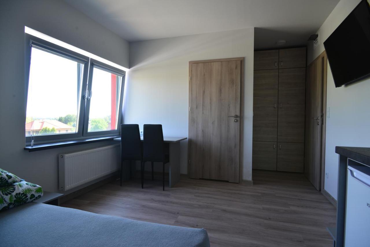 Noclegi Uran Sufczyn Exteriör bild