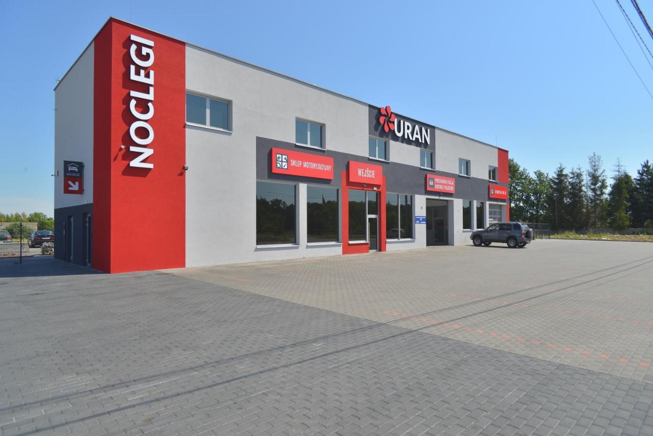 Noclegi Uran Sufczyn Exteriör bild