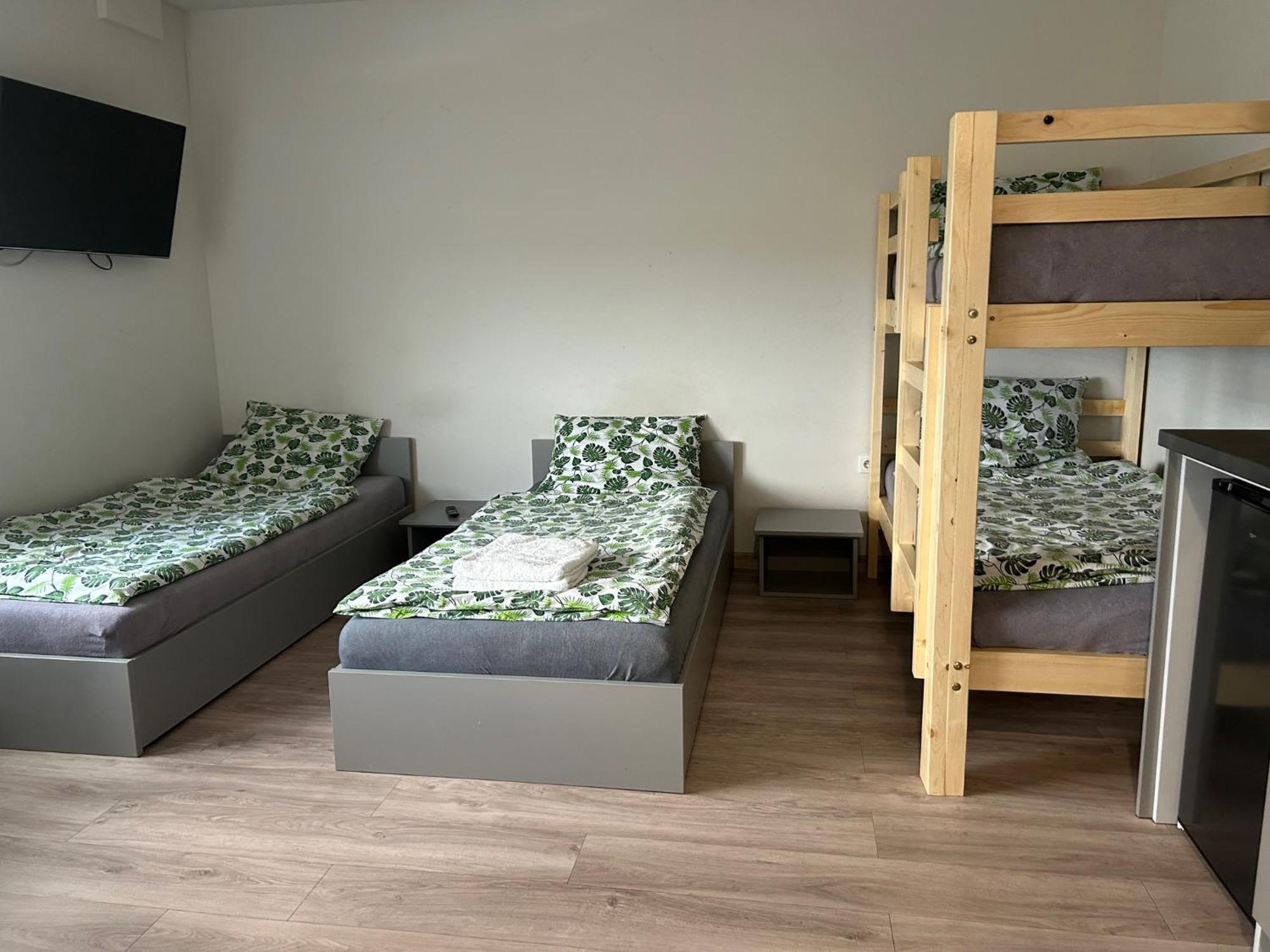 Noclegi Uran Sufczyn Exteriör bild